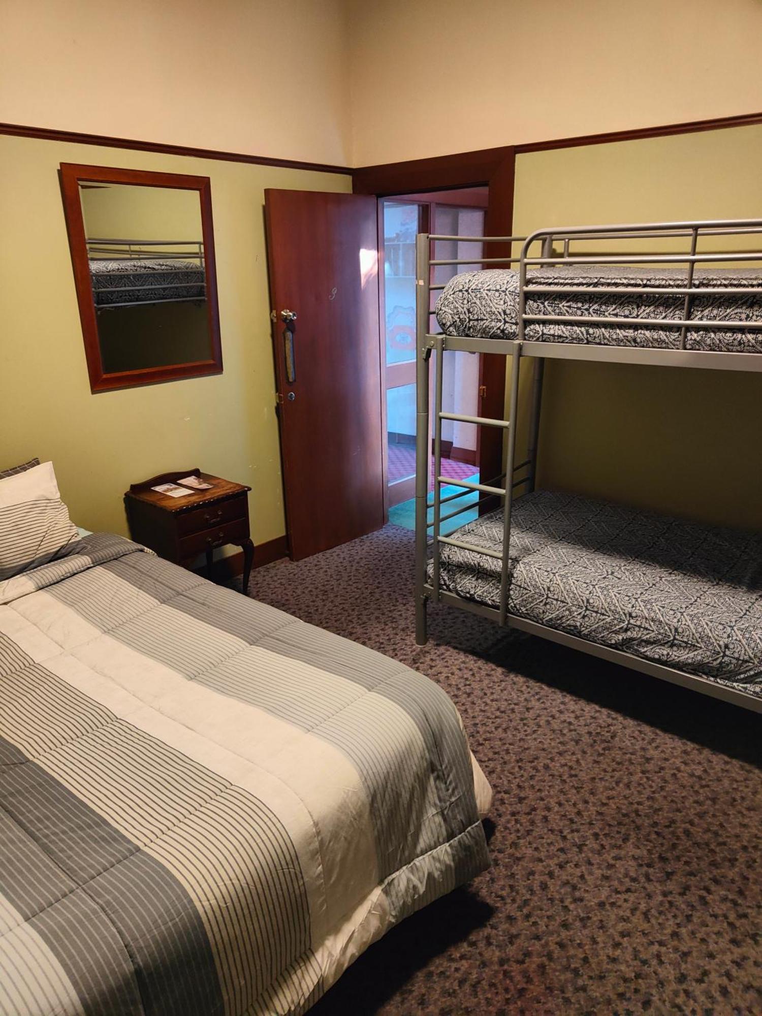 Hostel Manor House Backpackers Dunedin Zewnętrze zdjęcie